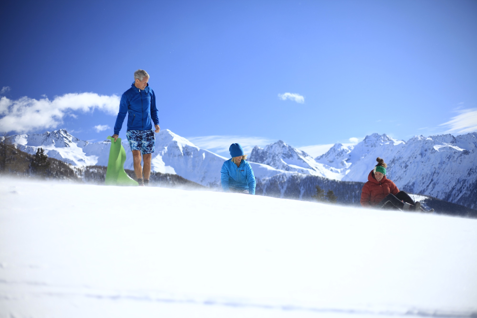 WearActive Austria Snowboard Yoga Holiday